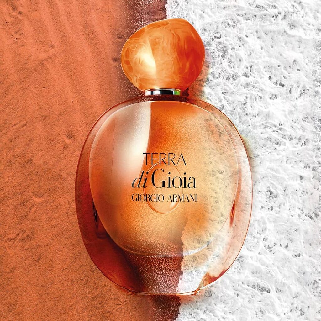 Review Giorgio Armani Terra di Gioia